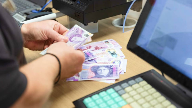 ارسال پوند به انگلیس با کش دپازیت